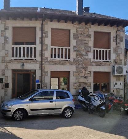 Casa Rustica Cesar Villa Lubián Exteriör bild